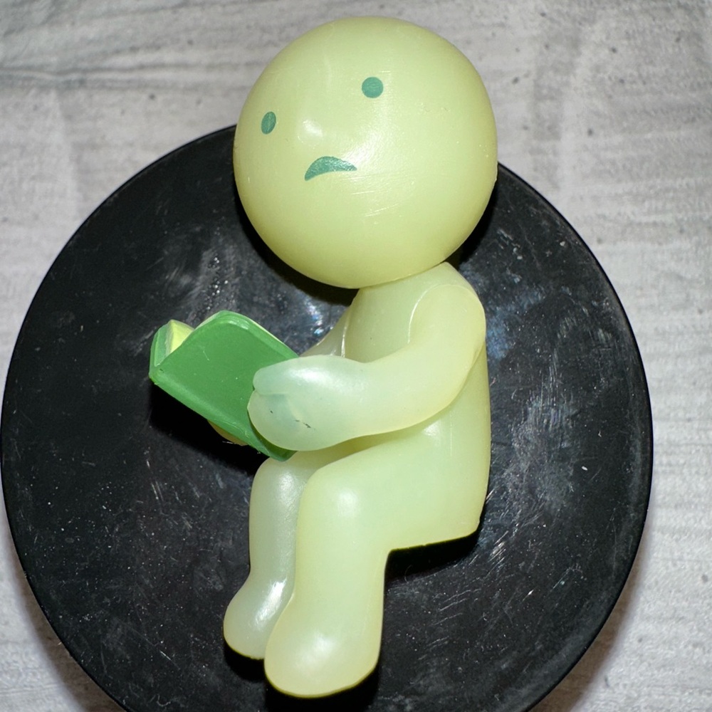 Smiski Glow in the Dark Sleeping Figure Storytelling